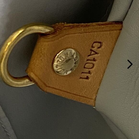 Louis Vuitton Houston Vernis Silver Leather shoulder bag vintage Authenticated - Picture 14 of 16